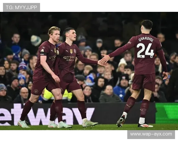 福登传射建功,曼城3-0轻取十人桑德兰紧追榜首 福登传射建功,曼城3-0轻取十人桑德兰紧追榜首